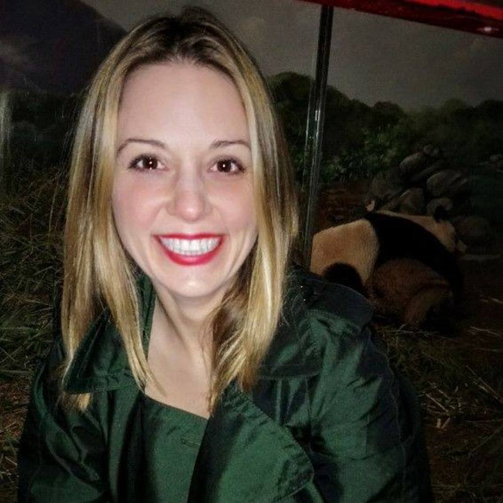 Meet your Posher, Elizabeth